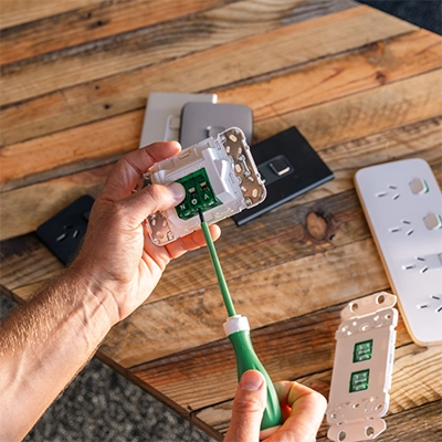 Clipsal Iconic Electrician Brochure cover