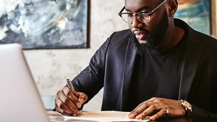 A man registers for a C-Bus Course.