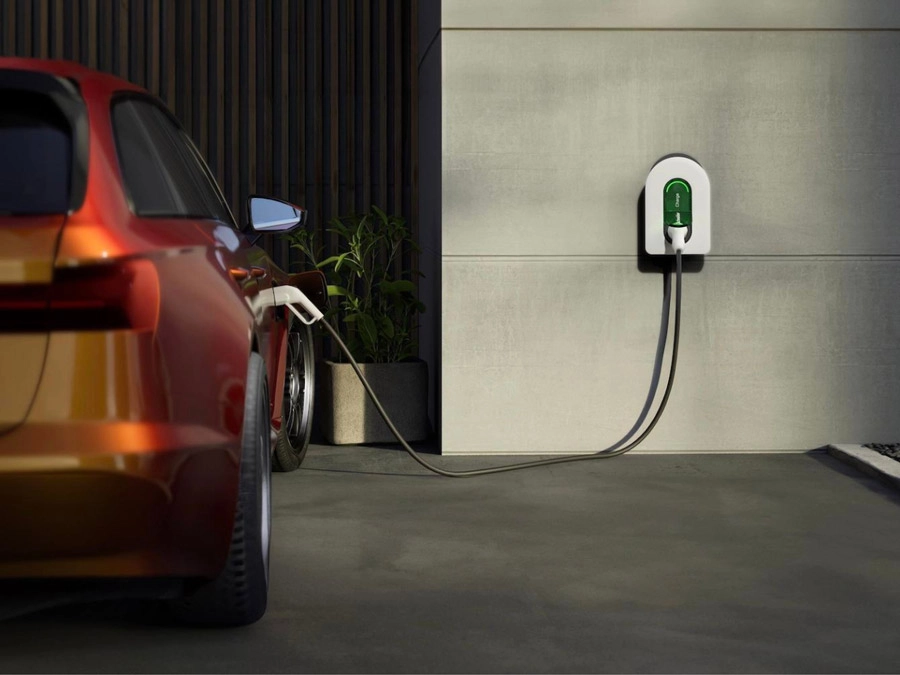 Car using a Schneider Charge